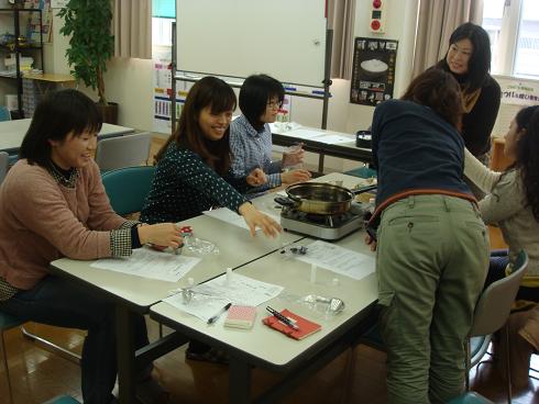 アロマリップクリームを作ろう 豊田健康生活センター 地域no 1の品揃え オーガニック食品 石鹸 化粧品